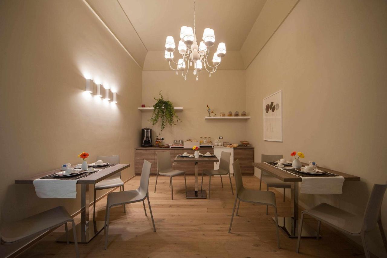 Antica Dimora Luxury Rooms Барлетта Экстерьер фото