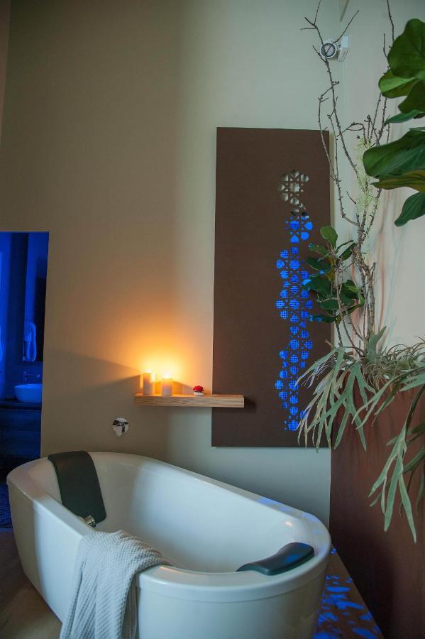 Antica Dimora Luxury Rooms Барлетта Экстерьер фото